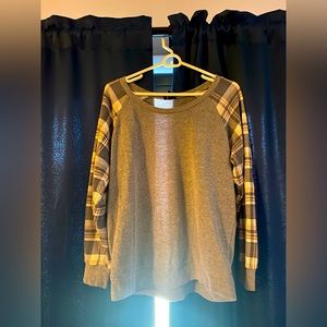 Torrid Gray Plaid Sweatshirt Size 0